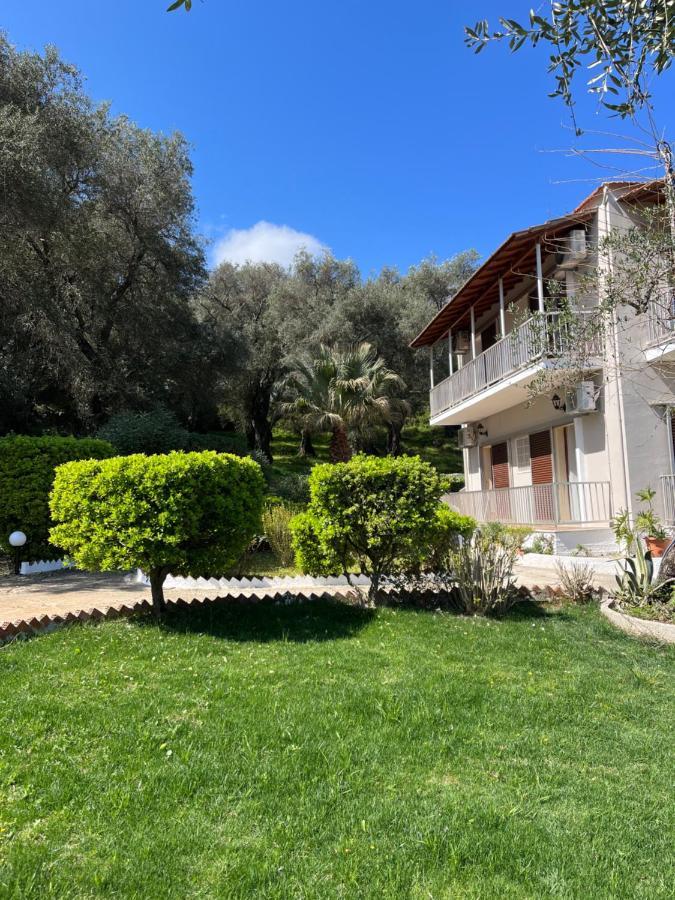 Ilias Apartments Dassia By Hotelius מראה חיצוני תמונה