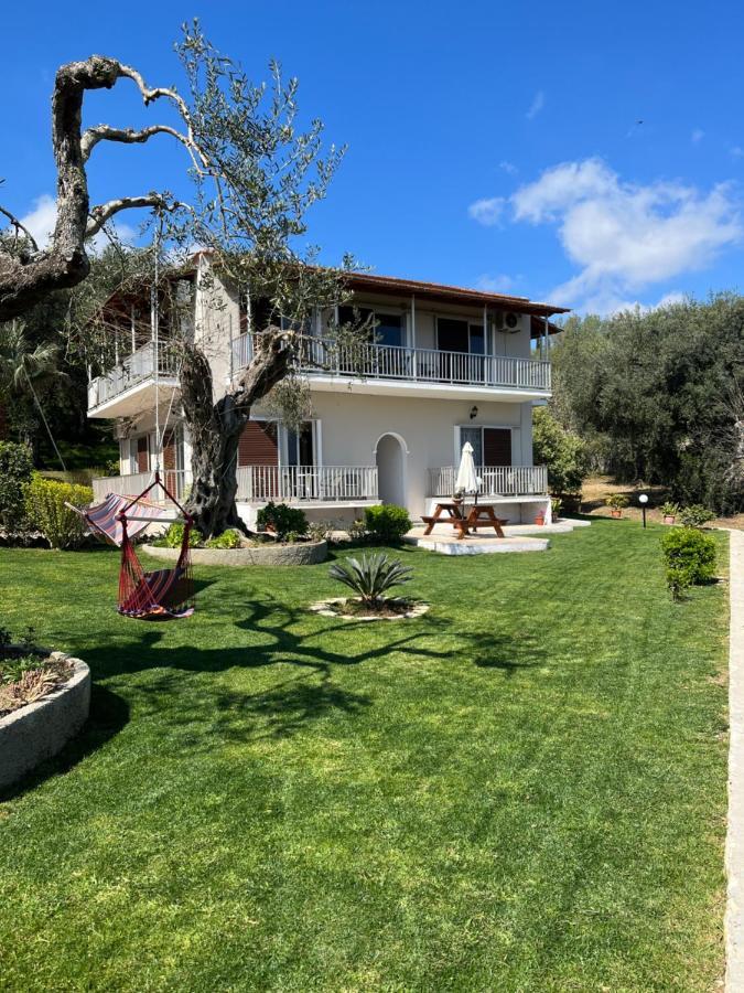 Ilias Apartments Dassia By Hotelius מראה חיצוני תמונה